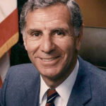 George-Deukmejian-Official-Photo-Cropped_(cropped)